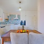 Lavin Villa