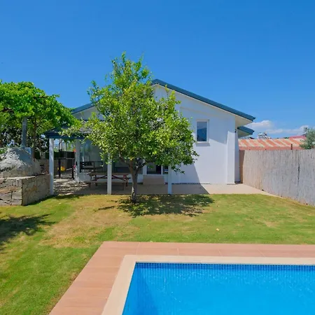 Lavin Villa