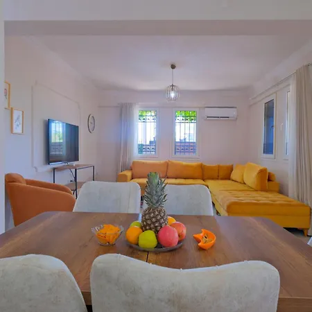 Lavin * Φετιγιέ