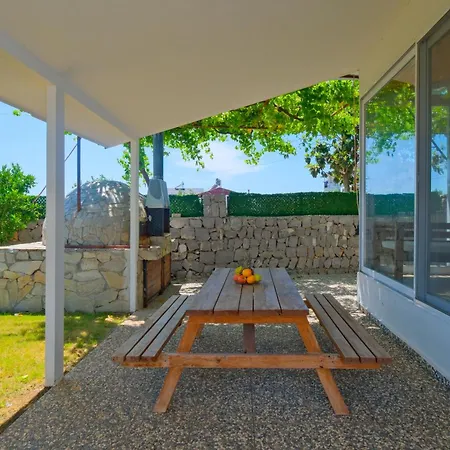 Lavin Φετιγιέ